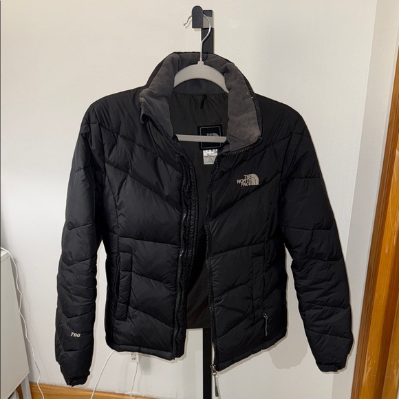 The North Face Black Jacket Teen Size M - Picture 5 of 5